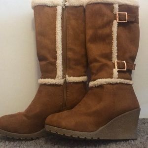 Brown Boots with Furry Inside